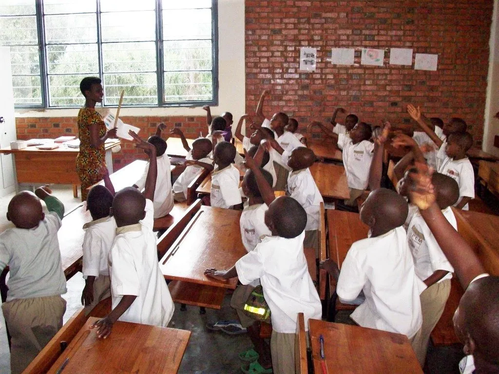 Roll & Pastuch unterstützt Burundi Kids
