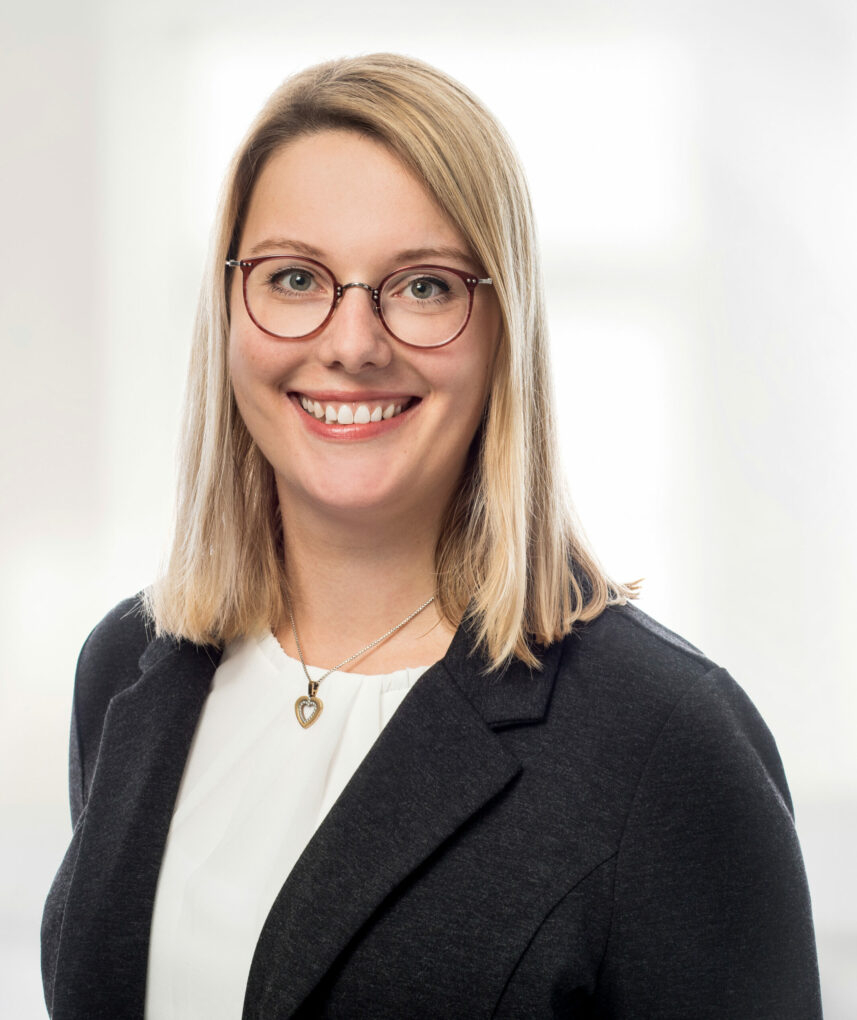 Laura Terstiege ist PR- und Content-Managerin von Roll & Pastuch