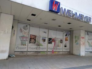 Der Handel steht großen Herausforderungen bevor. Erfahren Sie durch Roll & Pastuch mehr über Ihre Pricing-Potenziale im Handel.