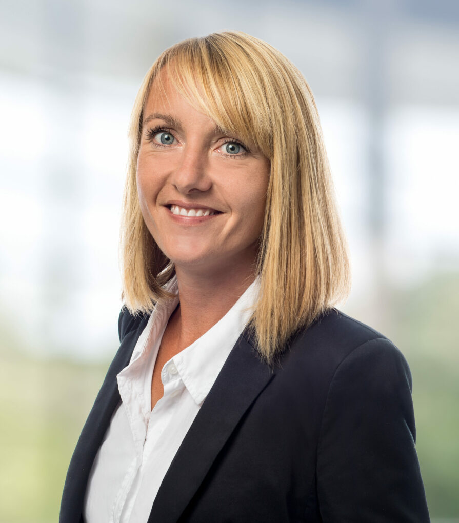 Fenja ist Business Development Manager bei Roll & Pastuch