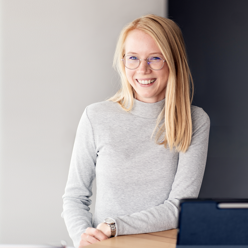 Malien Arndt steht euch für alle Recruiting-Fragen zur Verfügung