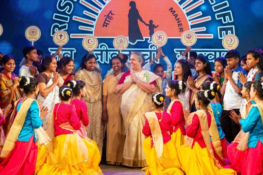 Besuch von MAHER und Indienhilfe e.V. (Kelkheim) im Kölner Office