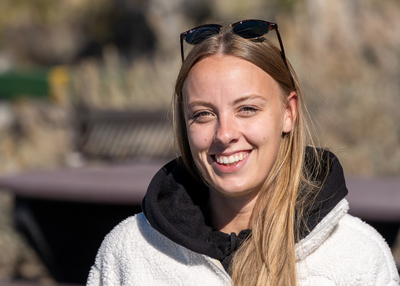 Hannah ist Praktikantin bei R&P